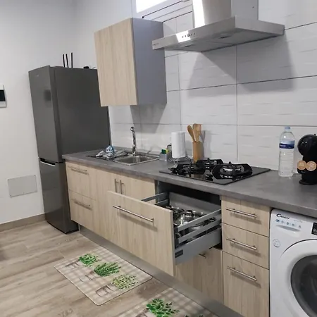Casa Piramide 4 Wifi - Parking Y Terraza Privada Дом отдыха
